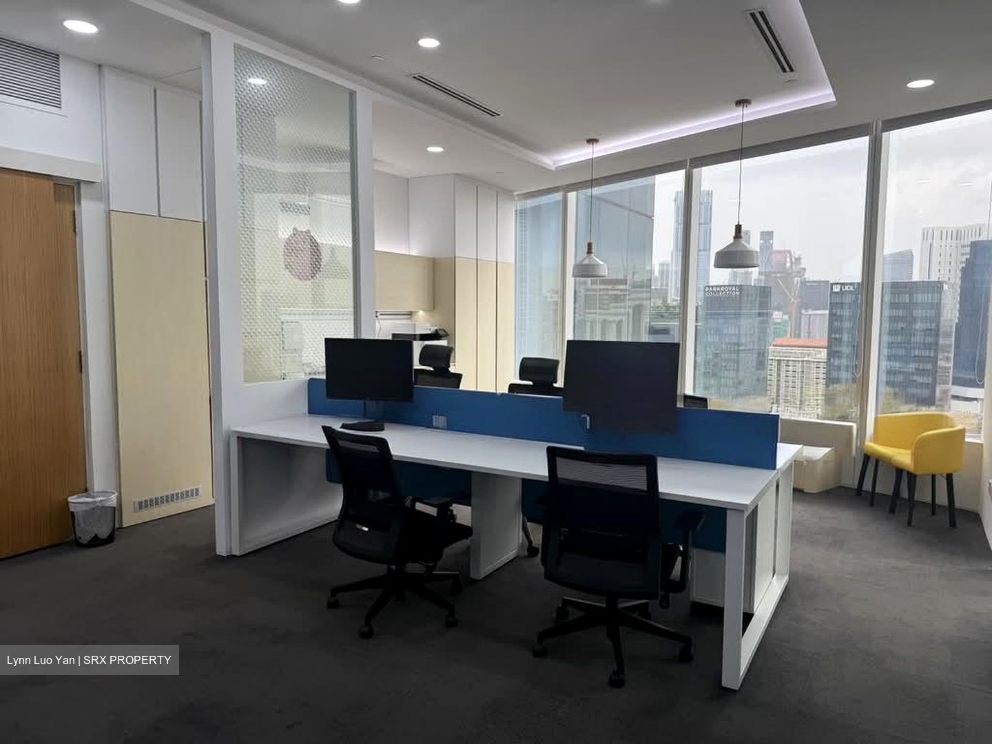 The Central (D1), Office #585377861